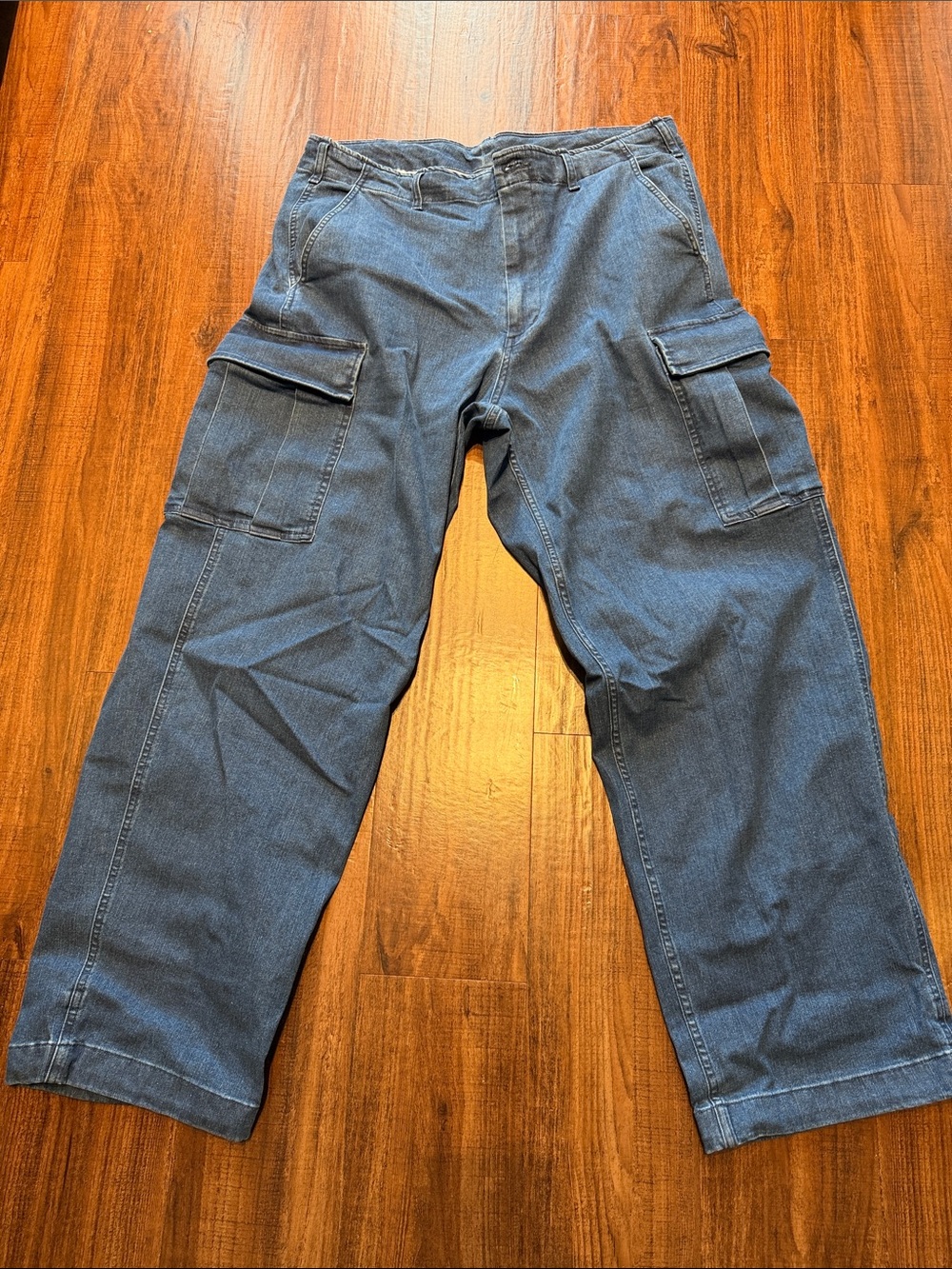 Uniqlo Men's Cargo Pants in Blue - size Large